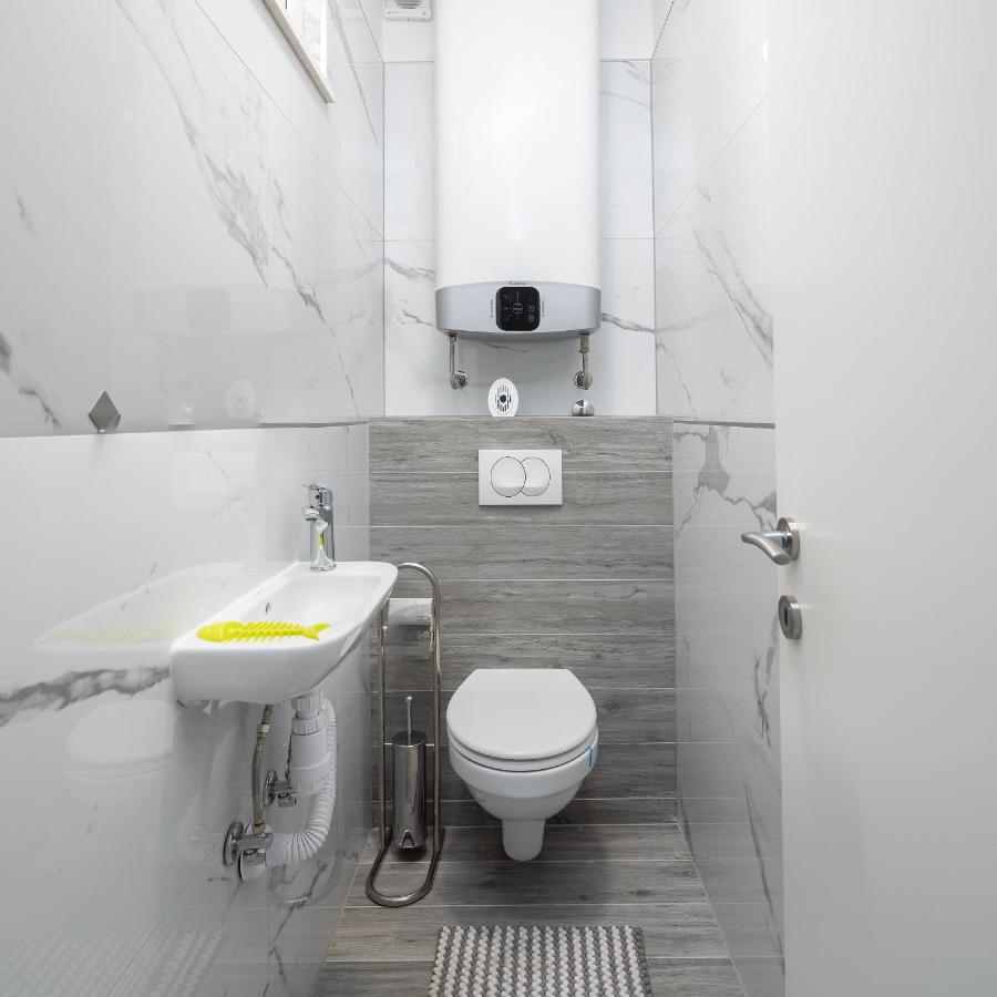 Seaside Deluxe Apartamento Jesenice  Exterior foto